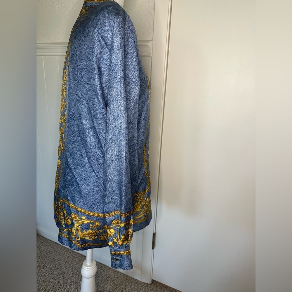 Escada Denim Printed and Gold 100% Silk Blend Top size 40 or medium - Picture 2 of 11